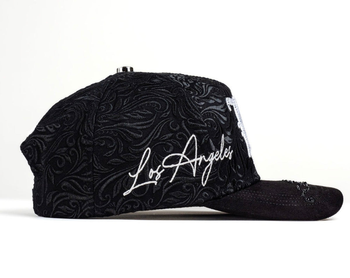 Black embroidered Los Ángeles