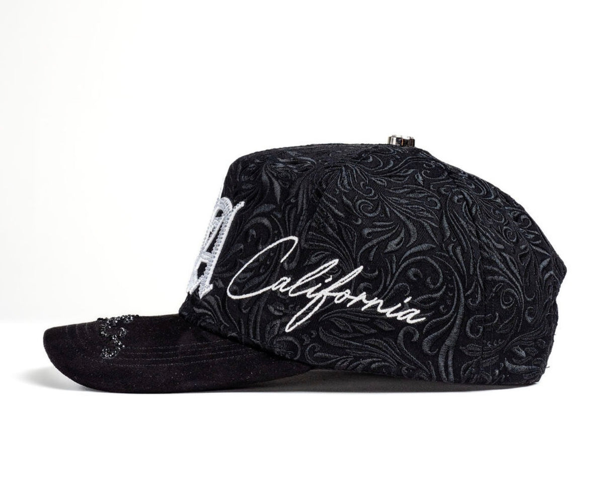 Black embroidered Los Ángeles