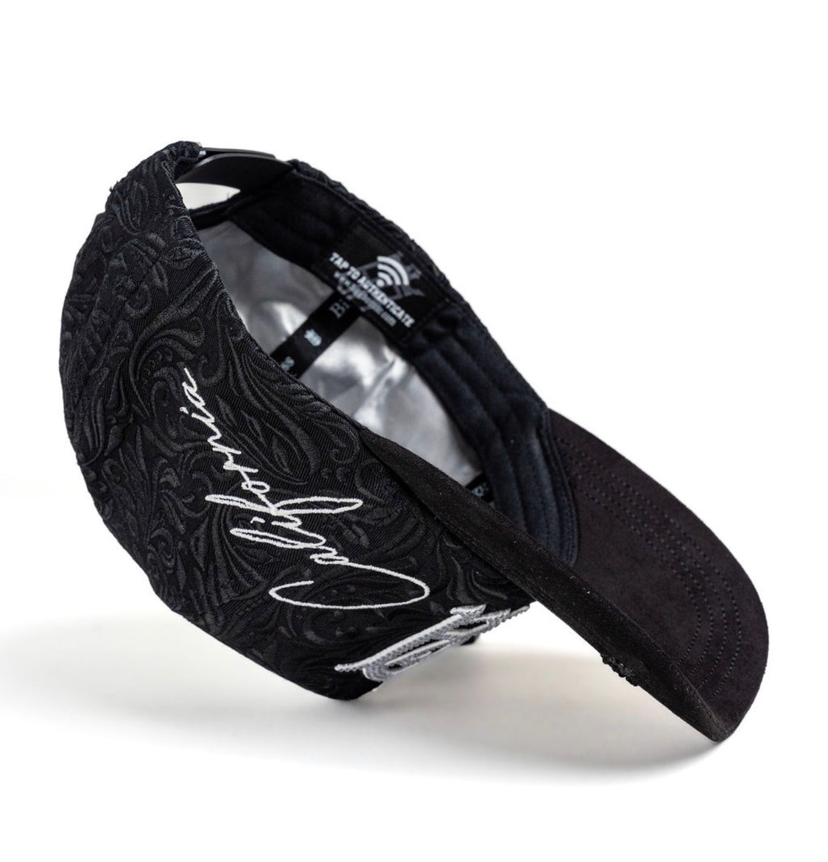 Black embroidered Los Ángeles